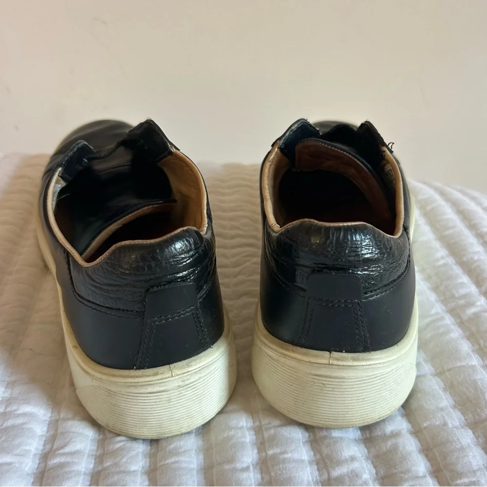 women’s Ecco street tray luxury slip-on sneaker‎ 40